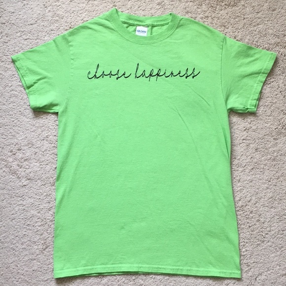 Gildan Tops - 🟢 (2/$5) Gildan “Choose Happiness” Green Top